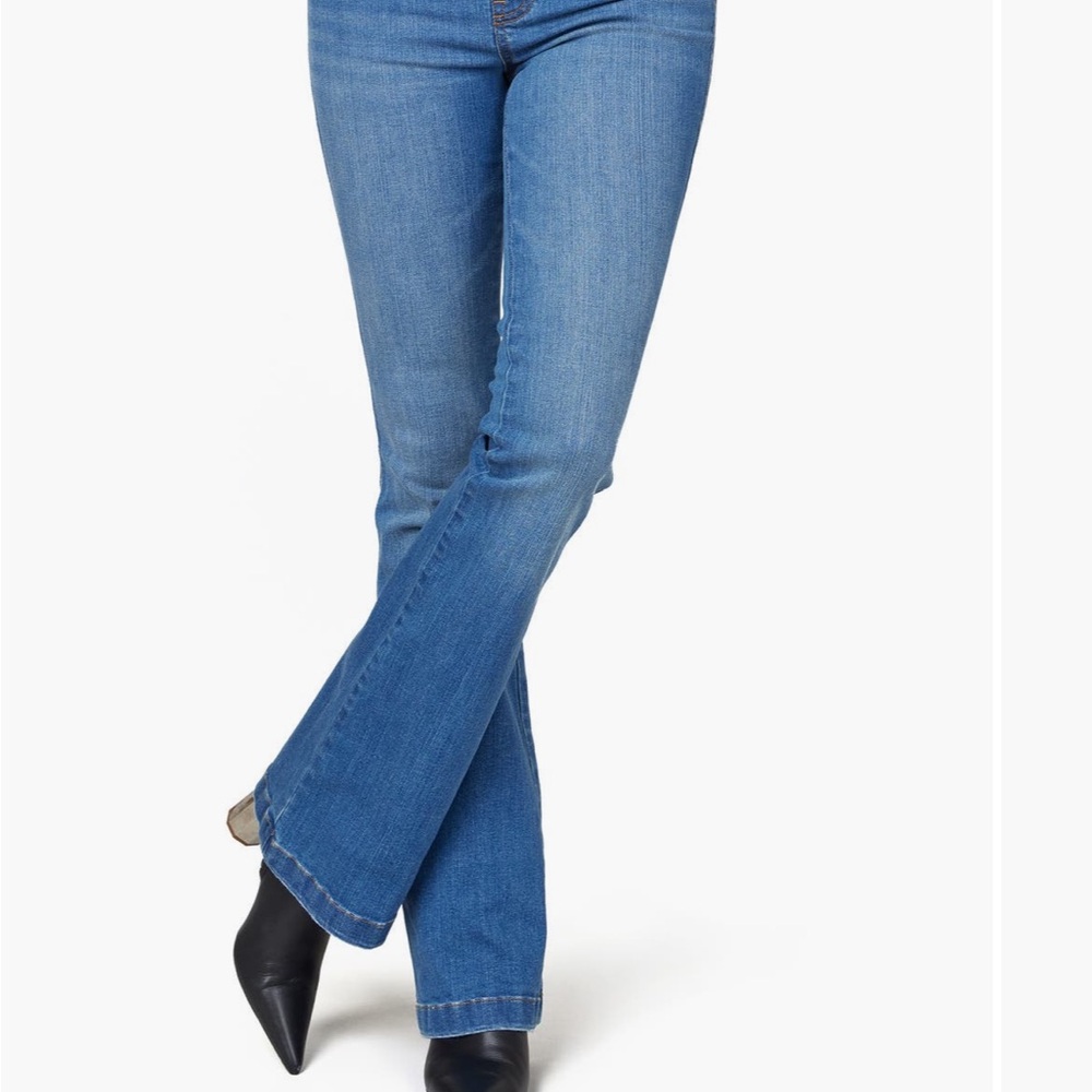 SPANX Flare Pull-On Denim Jeans Medium